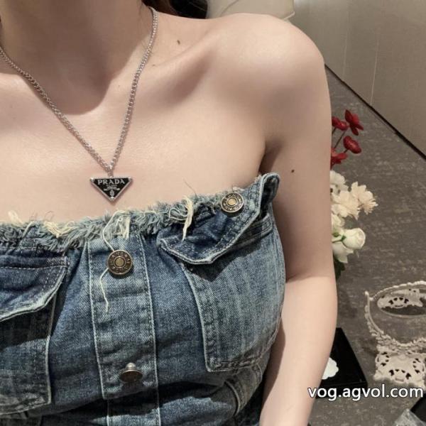 送料関税込 最高の贈り物 希少大人気激安 通販 専門店PRADA アクセサリー.. 0