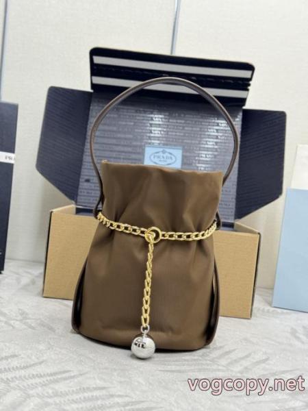 PRADAスーパー コピー 通販 優良 バッグサイズ感いいの 超人気美品 完売確実. 2