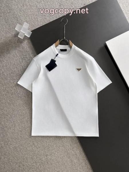 プラダTシャツ偽物 通販贈り物に2026年度 顧客セール大特価 ソフトな素材を使用 4