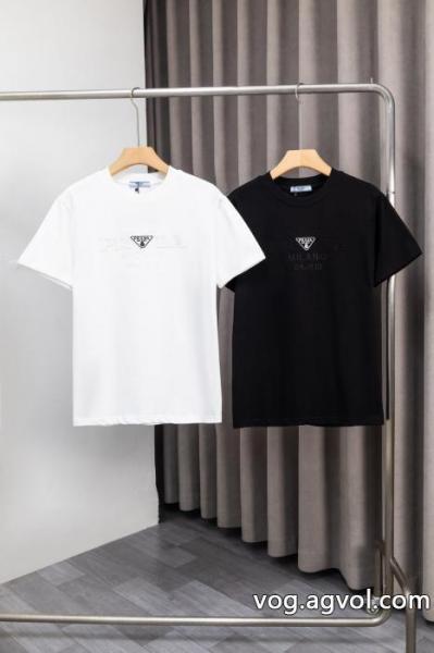 ブランド スーパー コピー大人気商品再入荷! 2026年冬最新作 売り切れ注意PRADA半袖Tシャツ 0