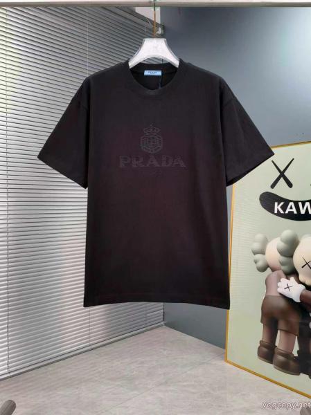 コピー ブランド 販売大人気の冬季限定発売中 秋冬限定色や海外限定 話題沸騰中 シャツPRADA.. 0