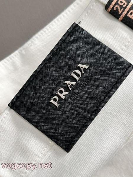 今季は色を使った注目新品 上品キレイ 26/26AW新作プラダ PRADAブランド ジーンズブランド 通販店.. 4