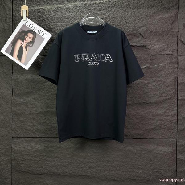 プラダスーパー コピー 品限定入荷 着まわし力抜群 人気が爆発 半袖Tシャツ 0 