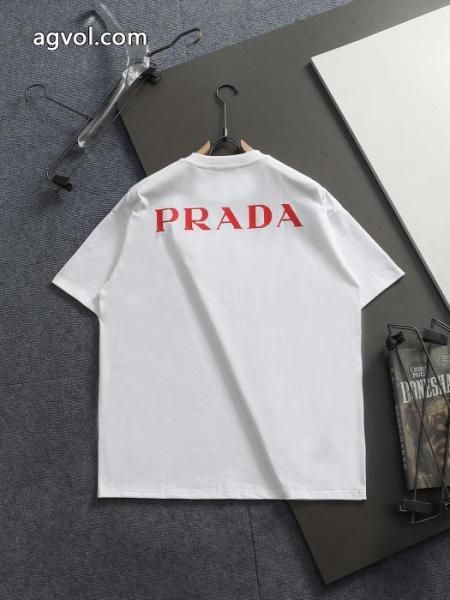 高評価アイテム 海外限定! 激安通販偽 ブランド PRADA半袖Tシャツ 1