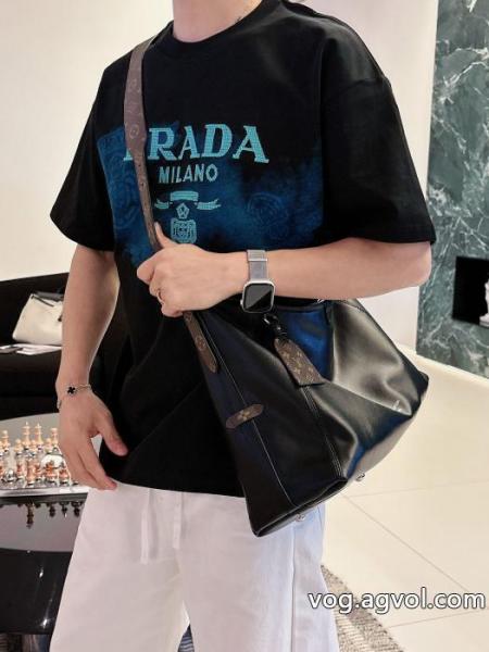 半袖Tシャツスーパー コピー 販売永遠の定番人気 逸品 海外通販PRADA 0 
