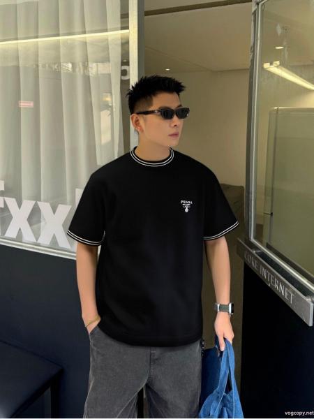 偽 ブランド 販売PRADA2026流行り 定番 ファッション 大好評シリーズ半袖Tシャツ 0