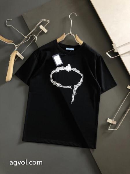 コピー ブランド 販売プラダ名入れ無料 新商品特価 話題人気商品半袖Tシャツ 3