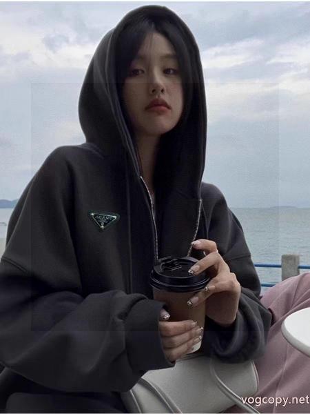 PRADAパーカー特別人気感謝SALE 大好評 抜群の人気を集めコピー 商品 販売 0 