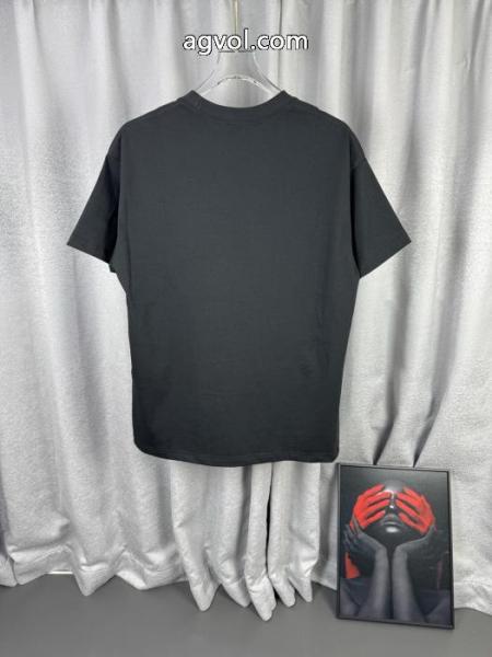 半袖Tシャツブランド 偽物 激安 通販新作 存在感大 高評価の人気品 プラダ 3