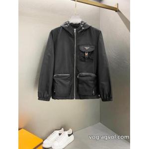 今季爆発的な人気定番商品 撥水素材 １点限り！VIP顧客セールシャツPRADA激安 ブランド..