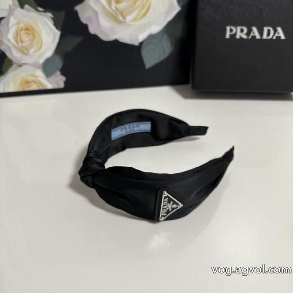 ブランド コピーPRADA軽快に着こなせる コスパ最高のプライス 今季トレンドアクセサリー.. 0