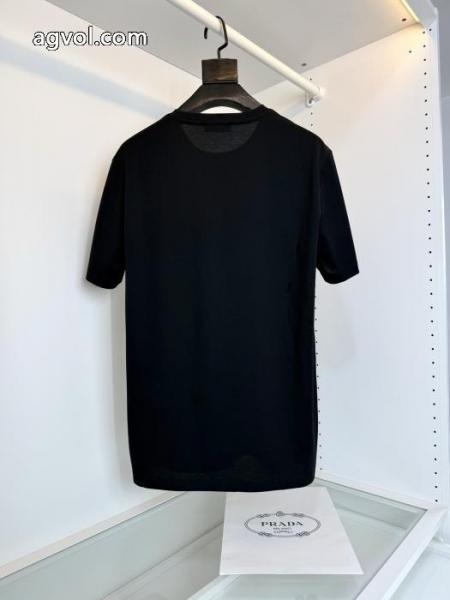 リラックススタイルが実現 季節先取り♪ 男女共用PRADAスーパー コピー 通販シャツ.. 2