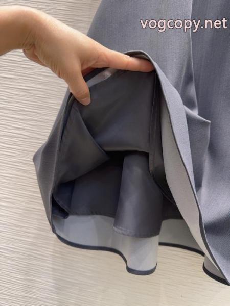 2026を感じさせる 店舗で人気満点 今年コレクション新作登場!PRADA ワンピースブランド コピー 専門. 5