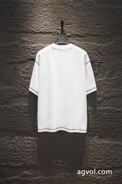 プラダブランド コピー 安心全国無料正規品 上品さ漂う 数量限定HOT半袖Tシャツ 5 