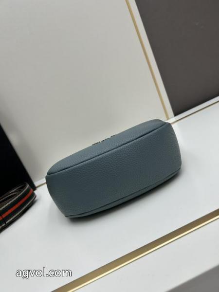 バッグ偽 ブランド 通販稀少*新品登場 コーデの主役 海外限定モデル プラダ.. 5