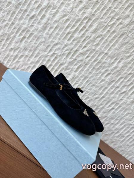 ブランド スニーカー 激安人気定番品質保証 海外セレブ愛用 品質保証書プラダパンプス.. 5 