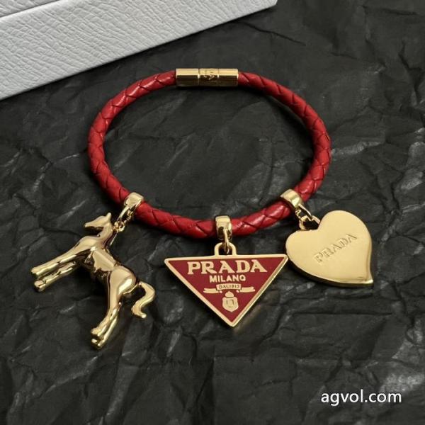 発表の新作モデル 非常に人気の高い 高級感に溢れスーパー コピー 安心 アクセサリーPRADA. 5