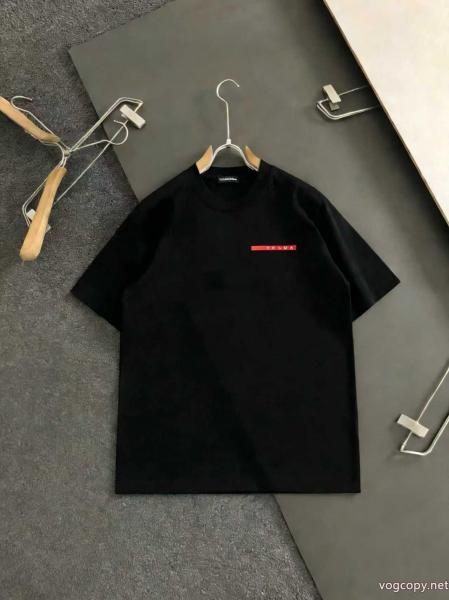 PRADA半袖Tシャツブランド コピー 優良店高品質  人気定番セール 2026新作新品 0 