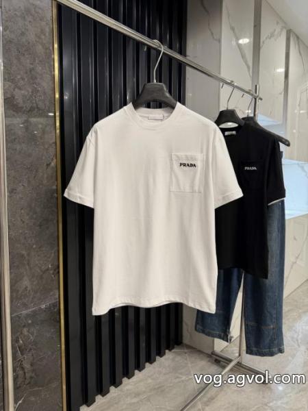 限定特価 2026新作限定 大人かっこいいPRADA半袖Tシャツコピー ブランド 優良 0 