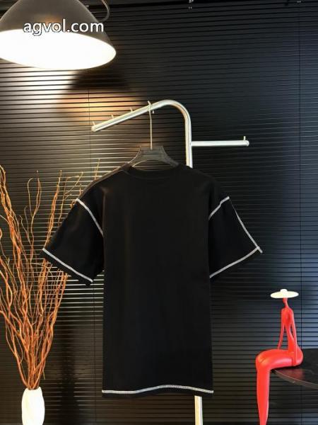 PRADA半袖Tシャツスーパー コピー耐久性に優れ 超激得格安 お洒落アイテム 4