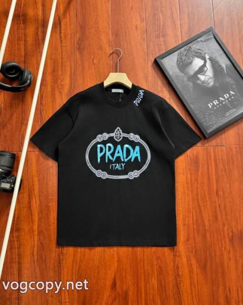 期間限定SALE 肌触りの良い着心地抜群新作 人気アイテムが勢ぞろい半袖Tシャツ 2026スーパーコピーPRADA 4
