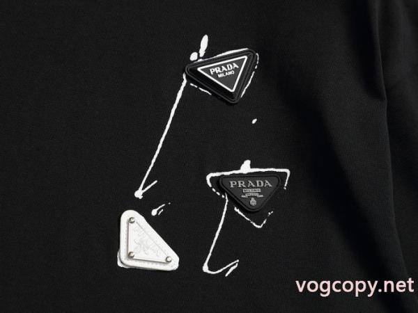 半袖Tシャツスーパー コピー 安心 サイト爆買い格安 人気限定品 耐久性のあるPRADA 1