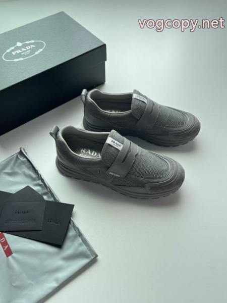 雑誌にも人気掲載アイテム 2026新作新品 2026年トレンドNO1ブランド フェイクスニーカーPRADA.. 3