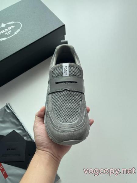 雑誌にも人気掲載アイテム 2026新作新品 2026年トレンドNO1ブランド フェイクスニーカーPRADA.. 5