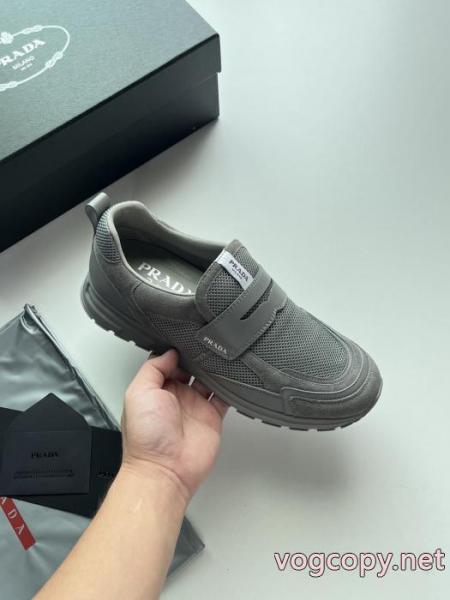 雑誌にも人気掲載アイテム 2026新作新品 2026年トレンドNO1ブランド フェイクスニーカーPRADA.. 6