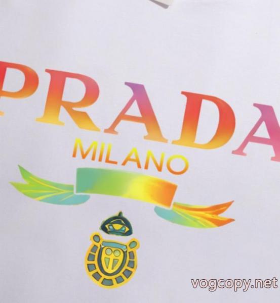 話題の新作到着 夏の定番スタイル 特別価格PRADAコピー 通販t恤. 4