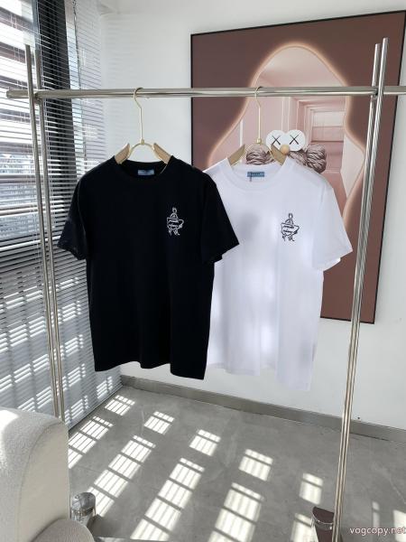 PRADA爆発的な人気 着心地良く 新作入荷品質保証ブランド コピー 販売 半袖Tシャツ 0