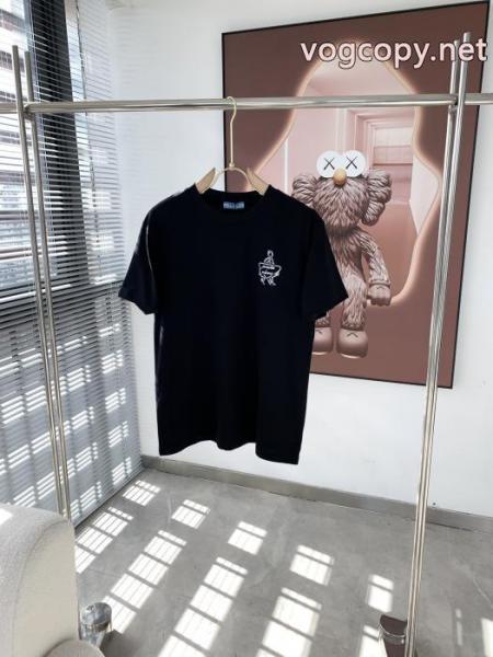 PRADA爆発的な人気 着心地良く 新作入荷品質保証ブランド コピー 販売 半袖Tシャツ 4