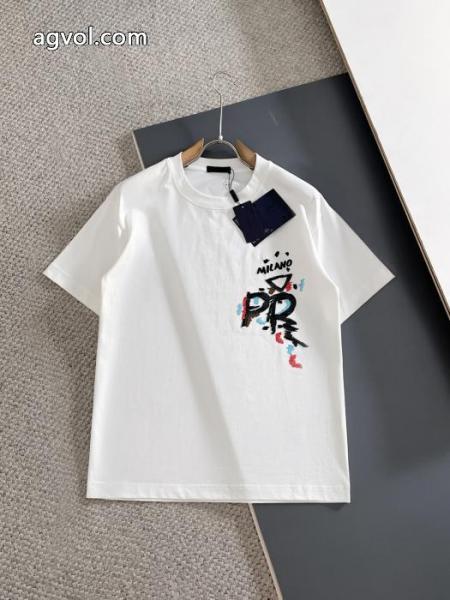 半袖Tシャツ雑誌掲載 国内発 定番人気 新作限定大人でエレPRADAブランド コピー 着払い 1