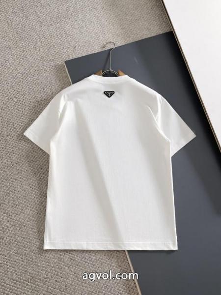 半袖Tシャツ雑誌掲載 国内発 定番人気 新作限定大人でエレPRADAブランド コピー 着払い 2