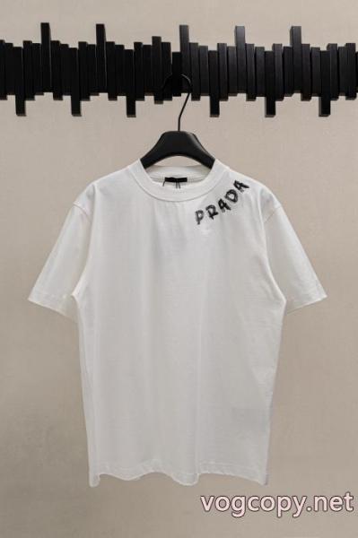 半袖TシャツPRADAスーパー ブランド コピー大人気で争奪戦 カワイイ雰囲気 店舗完売品 2
