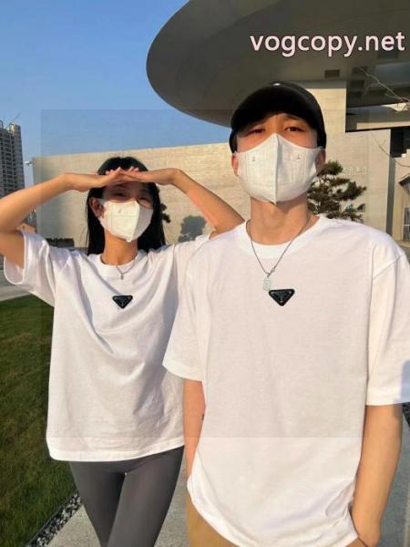 着心地抜群 新作数量限定セール 2026新作コレクション半袖TシャツPRADA偽物 通販 サイト 3