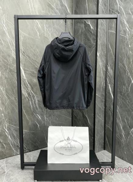 お得な価格で登場 限定 2026年大人気 レア色入荷スーパー ブランド コピーPRADAジャケット 1