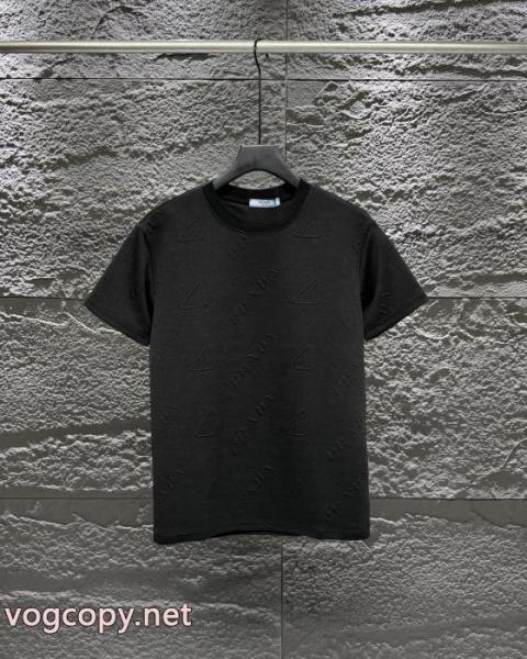 PRADA大人感漂う2026新作 素敵 期間限定セール半袖Tシャツ偽物 ブランド ショップ 4