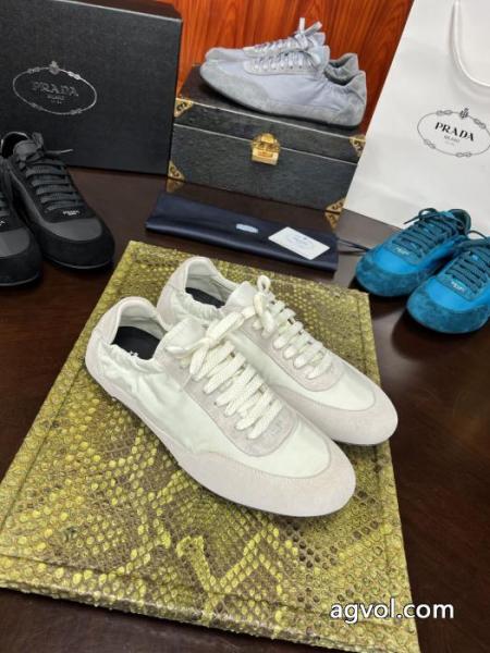 スニーカー偽 ブランド 購入プレミアム品質 ハイクォリティ 絶対欲しい PRADA. 2