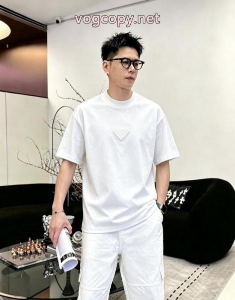 半袖TシャツPRADA超人気デザイン 注目を集めている 若々しい雰囲気激安 通販 ブランド 4