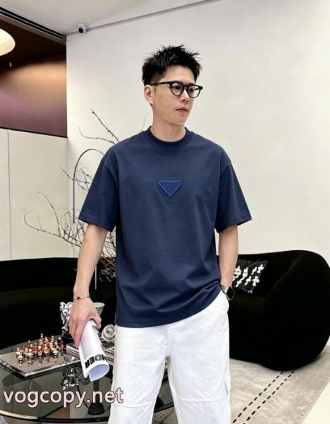 半袖TシャツPRADA超人気デザイン 注目を集めている 若々しい雰囲気激安 通販 ブランド 5
