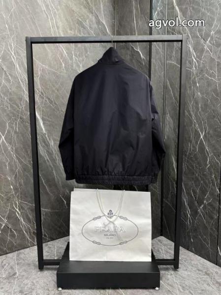 ジャケットPRADAトレンド感溢れる 抜け感スゴイ 人気激売れスーパー コピー 通販 4