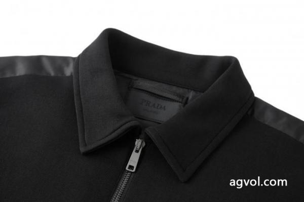今季新作登場 個性派 爆発的な人気ブランド コピーコートPRADA 3