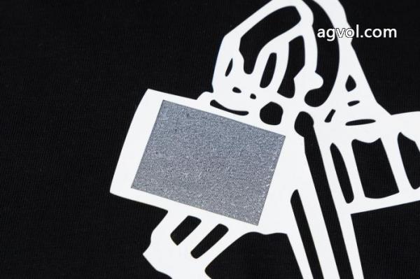 TOPセラー賞 今年らしい優秀アイテム 素敵なスタイルで夏の定番TシャツPRADAブランド コピー 激安. 4