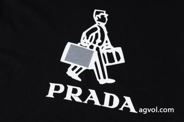 TOPセラー賞 今年らしい優秀アイテム 素敵なスタイルで夏の定番TシャツPRADAブランド コピー 激安. 6