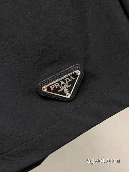 スラックスPRADA視線を集めて 新色続々登場 コレは買い!最安値コピー 商品 販売. 4