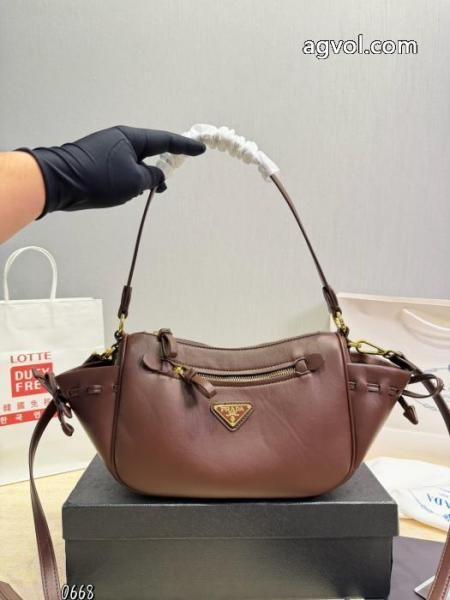 バッグ海外大人気 売れ筋！ 高級感溢れるコピー 通販PRADA 5 
