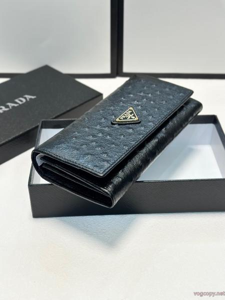 PRADAスーパー コピー 販売財布クリスマス人気商品 高級感漂う 送料込み 希少品 0