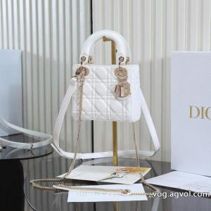 ブランド コピー 激安オシャレ度アップ 人気専門店 女性大好きバッグディオール..
