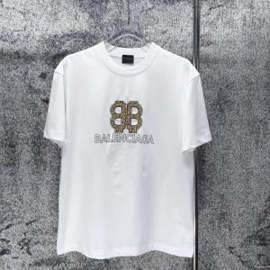 BALENCIAGA半袖Tシャツコピー ブランド 販売圧倒的人気アイテム 大人気ブランド 最新話題沸騰中